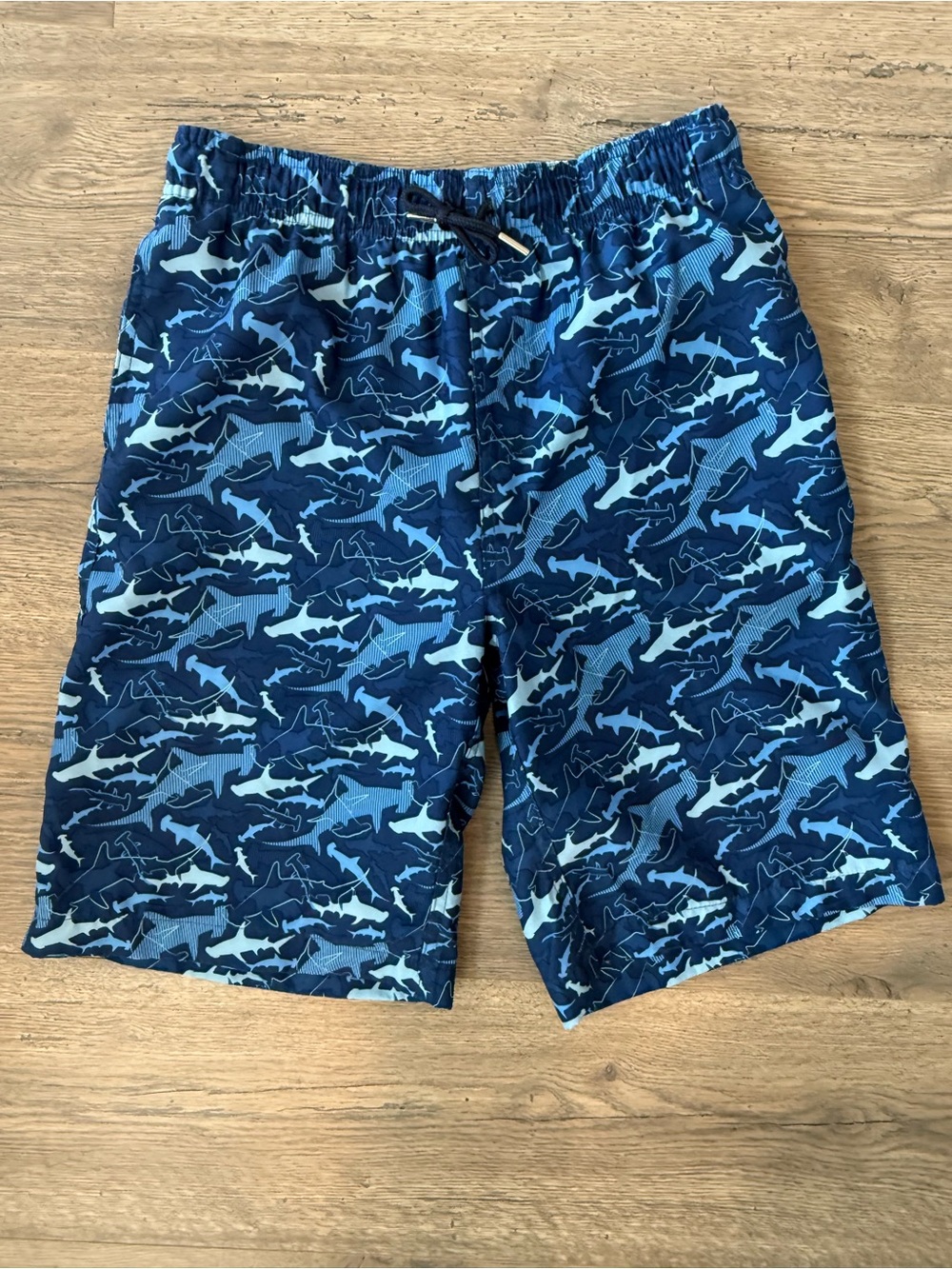 Southern Tide Shark Swim Trunks Boys Blue Skipjack Board Shorts XL (16)